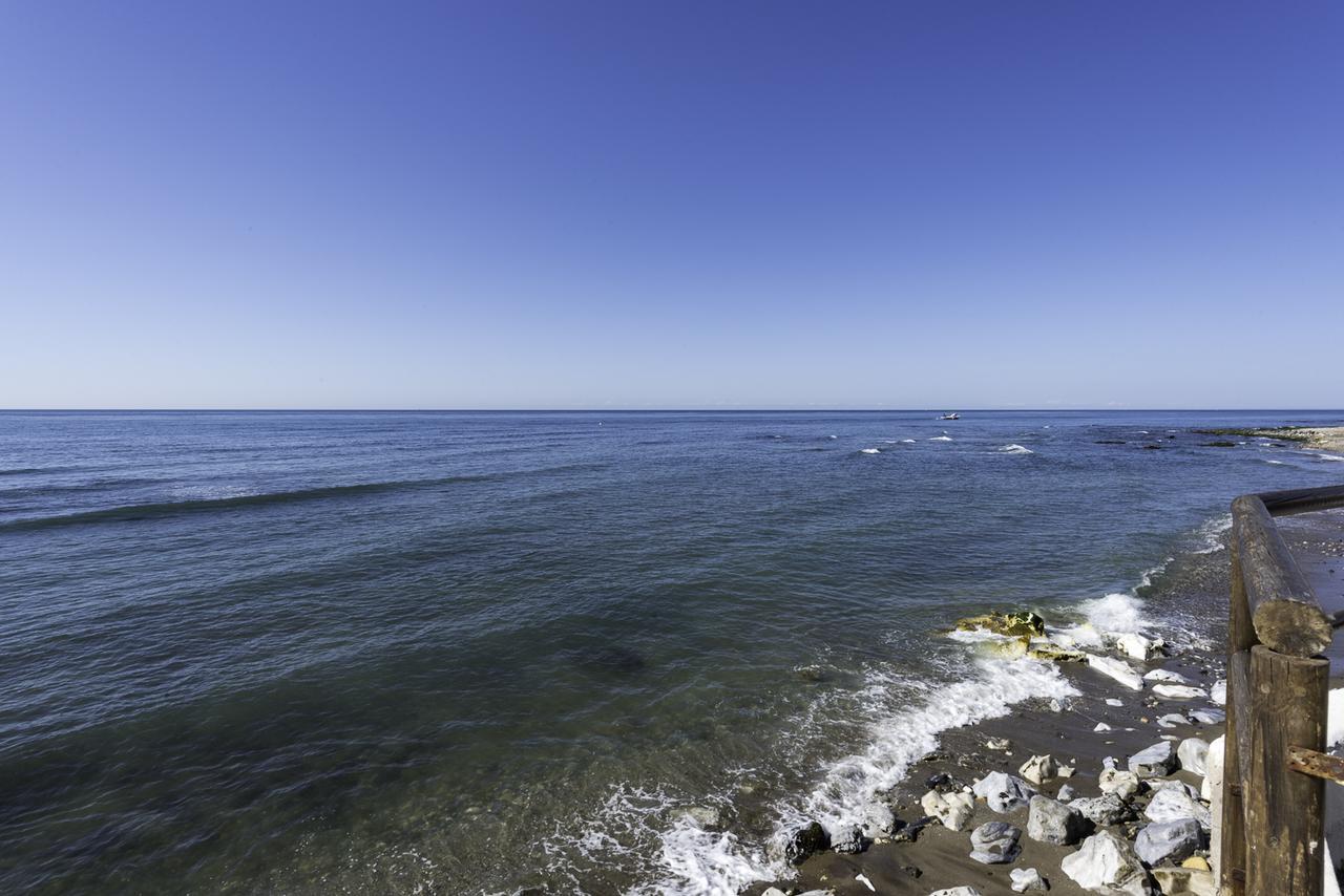 Nest Studio Playa Alhamar Sitio de Calahonda Eksteriør billede